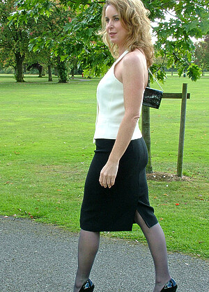 Babe Today Stiletto Girl Kathryn Brand New Skirt Activity Mobile Porn Pics