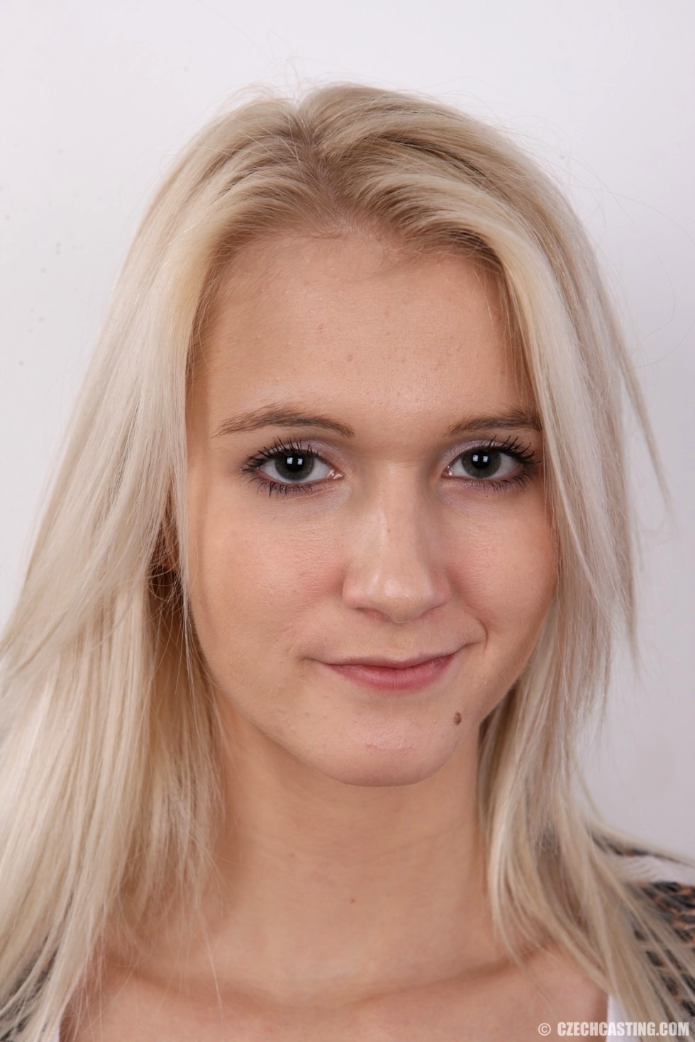 Czech casting schoolgirl